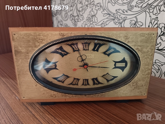 Съветски часовник "Янтарь" , снимка 2 - Антикварни и старинни предмети - 52865437
