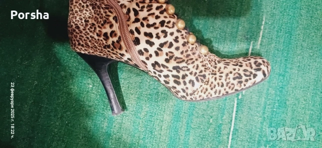 Елегантни боти с animal print