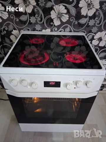 Стъклокерамична Готварска Печка Gorenje, снимка 2 - Печки, фурни - 55944108