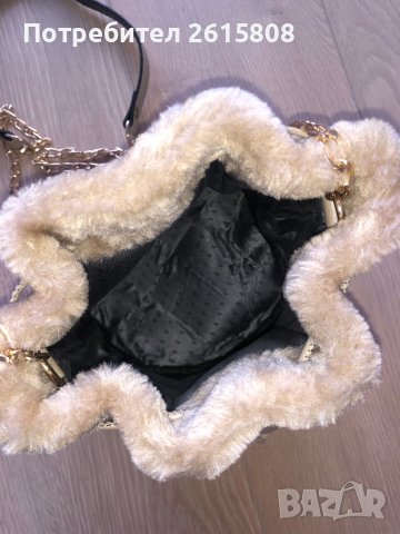 Дамска чанта, снимка 6 - Чанти - 39575764