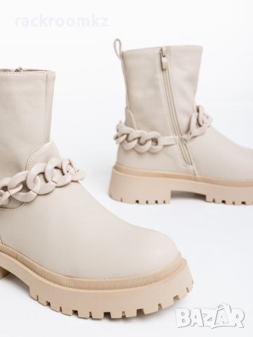 Дамски боти в бежов цвят модел: U9AX96030-1 Beige, снимка 2 - Дамски боти - 42498308