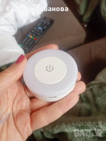 Сензорна LED лампа-зареждане с кабел,модел с батерии 