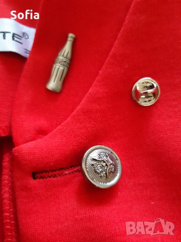 Колекция Кока Кола/Coca-Cola  Метална сребърна значка бутилката Кока Кола за ревер, снимка 3 - Колекции - 34041959