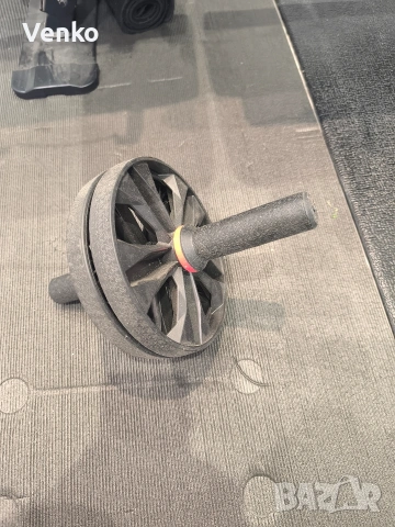 Колело за коремни преси