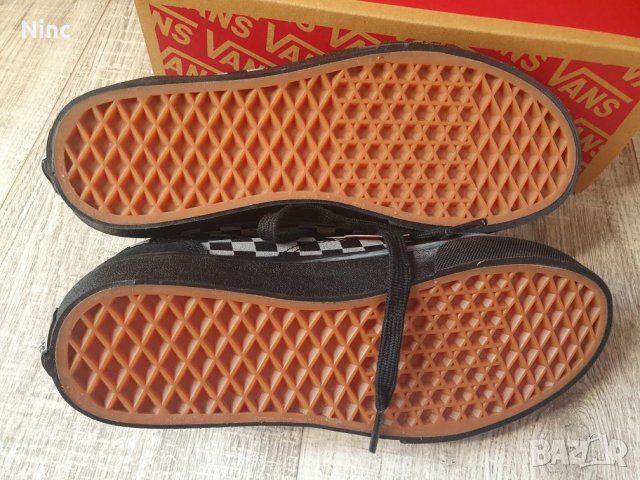 Дамски гуменки Vans 36, снимка 5 - Други - 42041674