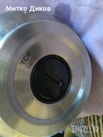 Термо кана термос с помпа марков немски на ТСМ-1 литър метален, снимка 12 - Аксесоари за кухня - 39921536
