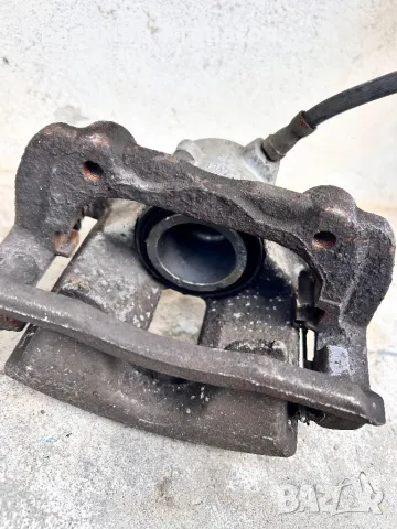 Спирачен апарат преден ляв  за Мерцедес Ц-класа W204. 2007-2014г, снимка 3 - Части - 49858222