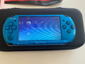PSP 3000 Vibrant Blue - хакнато с 32GB карта, снимка 4