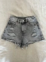 Дънкови къси панталони Bershka 34 🤍 с накъсвания, снимка 1