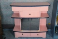  дизайнерски РОЗОВ шкаф. Здрав и масивен. Много запазен., снимка 3