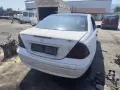 Mercedes-Benz C 220 W203 - 2.2CDI - 116к.с - 2001г. на части, снимка 2