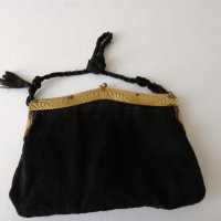 19  век  дамска чанта черно кадифе със месингови обков , снимка 11 - Антикварни и старинни предмети - 41607343