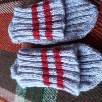 Ръчно плетени чорапи. , снимка 1 - Дамски чорапи - 36004330