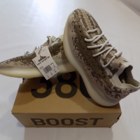 нови маратонки adidas yeezy boost 380 оригинални мъжки 45 1/3 29 см, снимка 1 - Спортни обувки - 44605776