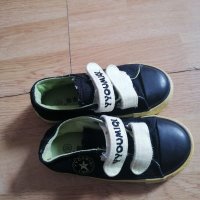 Обувки 25 номер , снимка 1 - Детски маратонки - 40847148