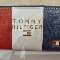 Портмоне Tommy Hilfiger - чисто ново ! ! !, снимка 2 - Портфейли, портмонета - 42392253