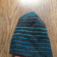 rip curl - страхотна зимна шапка КАТО НОВА, снимка 3 - Шапки - 34828638