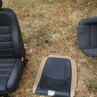 Продавам предни седалки за 2000 Audi A6 с airbags (Аербег), снимка 1 - Части - 42193160