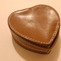 кожена кутия за бижута във формата на сърце, снимка 6 - Други ценни предмети - 41292205