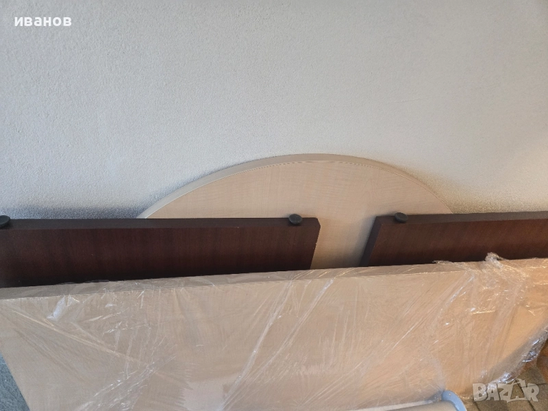 бюро..., снимка 1