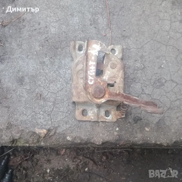 Брава Преден Капак За Сузуки Суйфт 2000г / Suzuki Swift 2000y, снимка 1