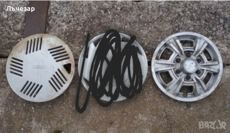 Тасове, капачки за ретро коли, снимка 1