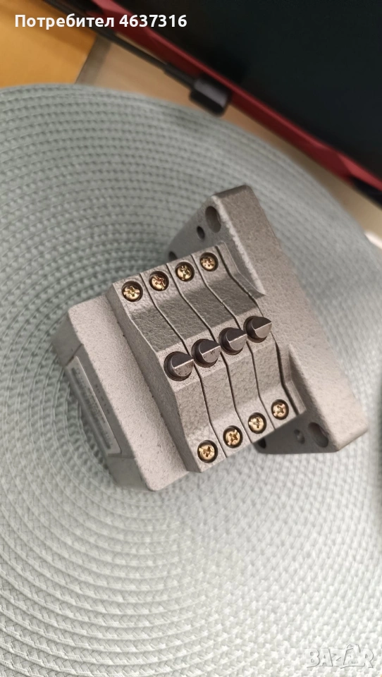 Краен изключвател OMRON D4MB-441G, снимка 1