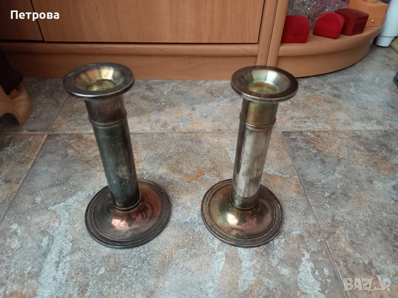 Два посребрени свещника , снимка 1