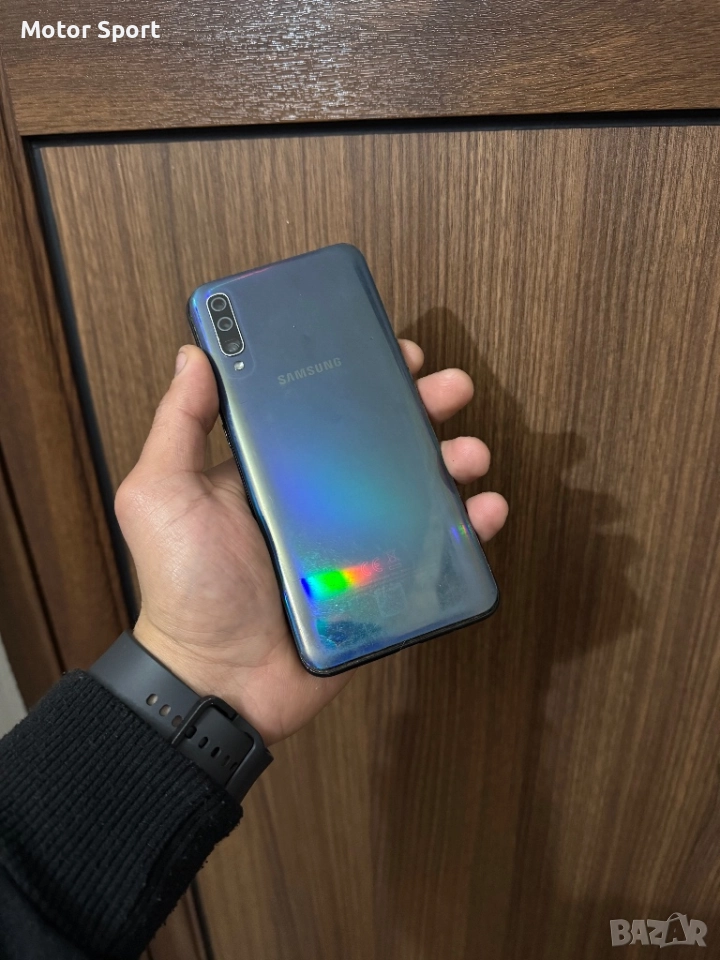 Samsung A70 Цял за Части., снимка 1