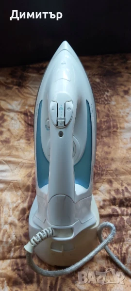 Продавам ютия Филипс със стойка , снимка 1