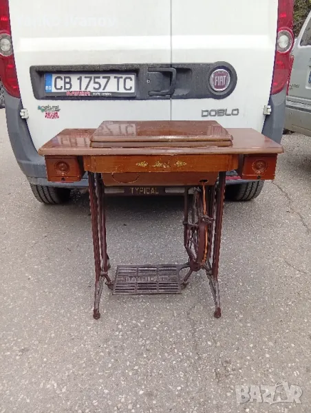 шевна машина крачна TYPICAL, снимка 1