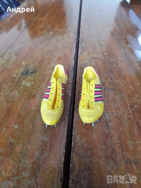 Стар сувенир Футболни обувки,бутонки, снимка 1