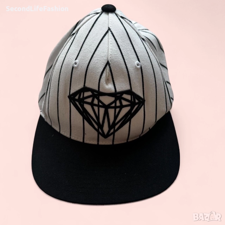 Шапка с козирка Diamond Supply Brilliant регулируема бяло и черно, снимка 1