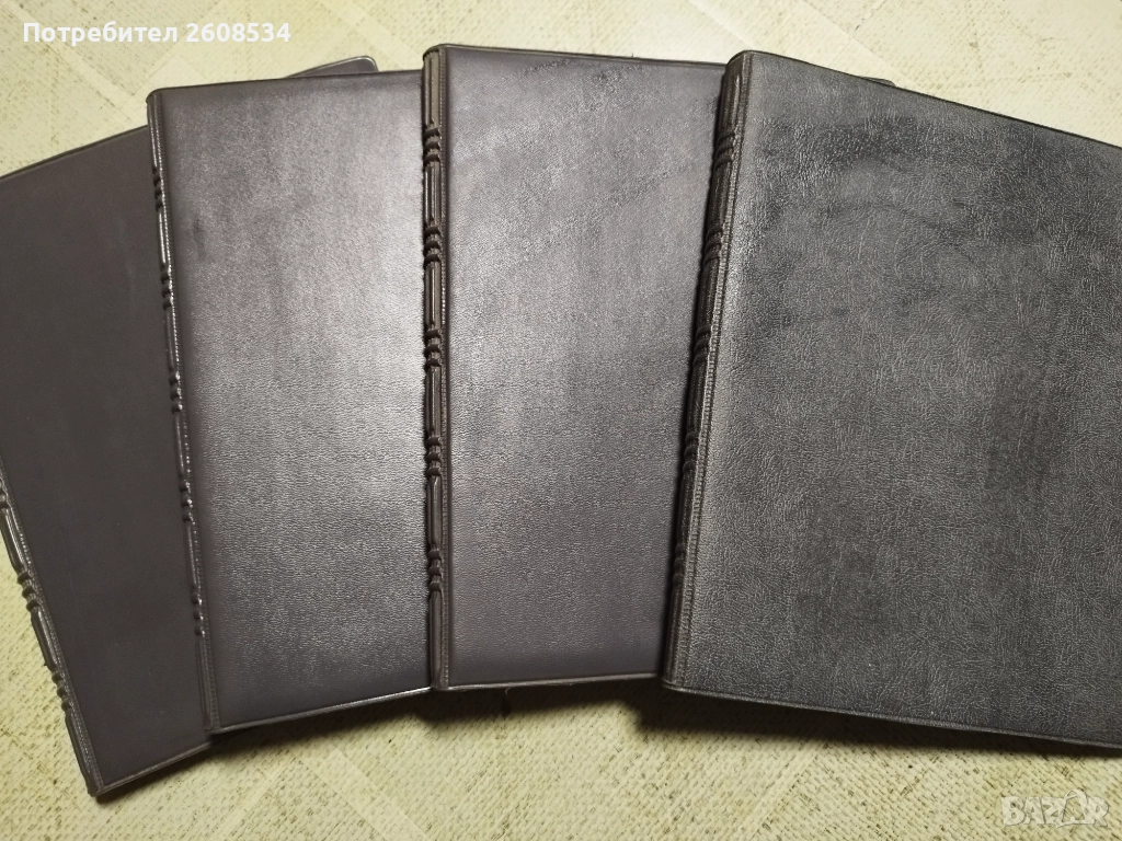 ЧЕТИРИ КОЖЕНИ ФИЛАТЕЛНИ КЛАСЬОРА /виж описанието/, снимка 1