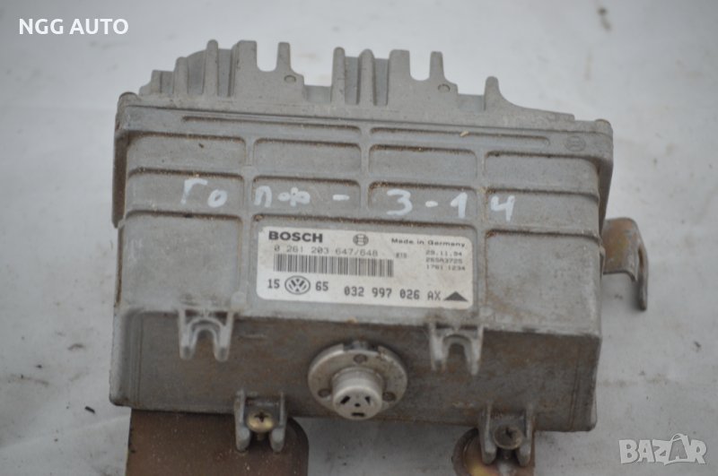 Компютър Двигател Бош за волксваген Голф/Венто 0 261 203 647648, снимка 1