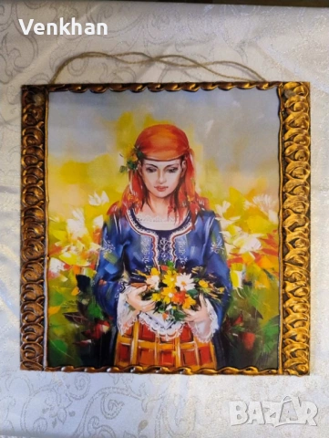 Картини размер 25/25 см на дървена основа.