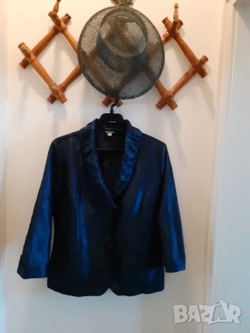 Леко елегантно сако - цвят кралско синьо!, снимка 3 - Сака - 50261275