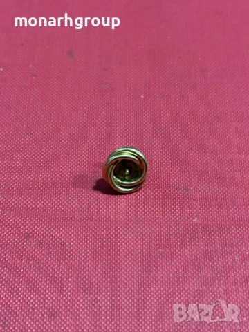 Златна обеца 18К