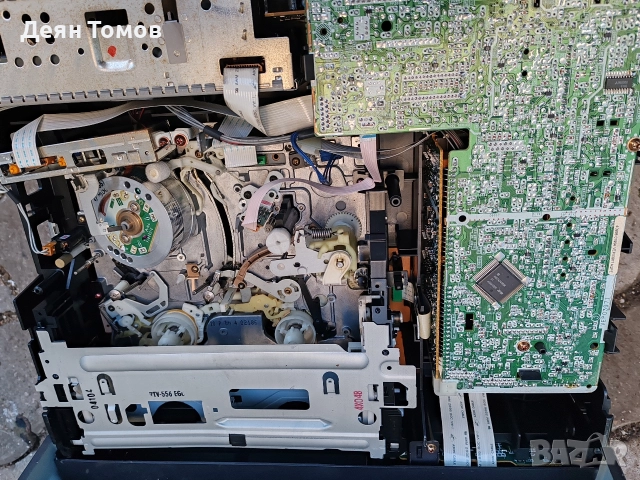 Видео касетофон Blaupunkt,за части, снимка 6 - Плейъри, домашно кино, прожектори - 52789040