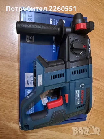 Професионален акумолаторен перфоратор Bosch, снимка 2 - Бормашини - 47878168