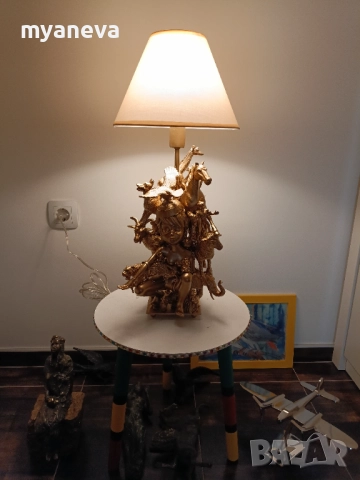 Лампа ​"Единство" , символ на хармонията между човека и животните. , снимка 13 - Настолни лампи - 52712644