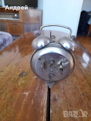 Стар настолен часовник,будилник Hero, снимка 4 - Антикварни и старинни предмети - 52065649