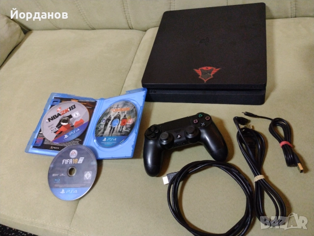 Playstation 4 SuperSlim 500gb. пълен комплект + игри