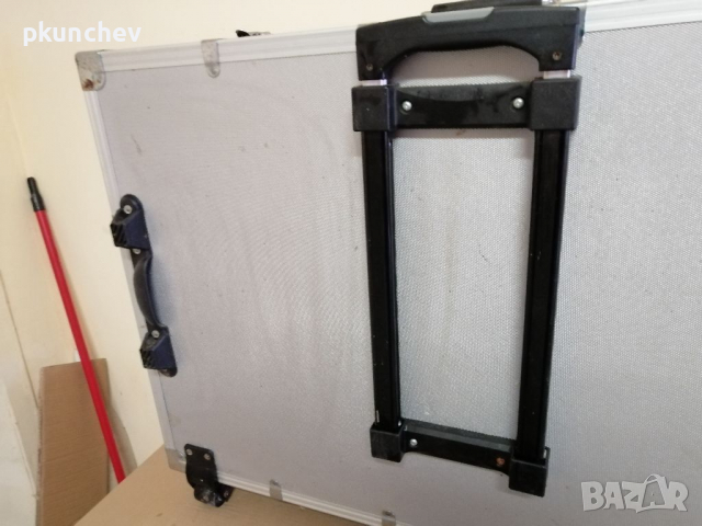 Голям алуминиев куфар за техника или инструменти, снимка 14 - Куфари с инструменти - 36126988