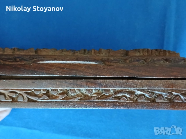 Ръчно гравирана дървена кутия, снимка 3 - Антикварни и старинни предмети - 51626238