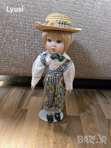 Различни порцеланови кукли, снимка 5 - Колекции - 53246986