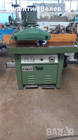 фреза с четириролков подавател мотор 4kw.шпиндел ф 50мм.