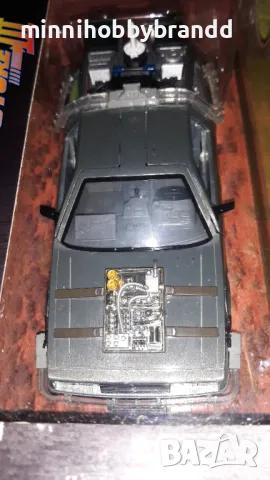 Delorean Back to the Future Time Machine Завръщане в бъдещето 1.24 Jada Diecast model , снимка 11 - Колекции - 48918133