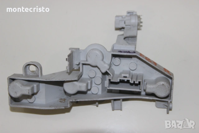 Дясна платка стоп BMW E87 facelift (2007-2013г.) десен ламподържач 63217164964, снимка 3 - Части - 53198026