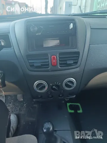 Suzuki Liana, снимка 6 - Автомобили и джипове - 49439620